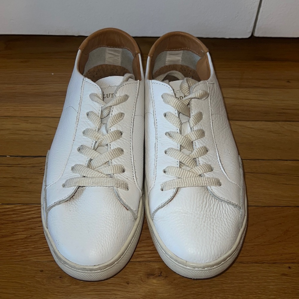 SOLUDOS SNEAKERS